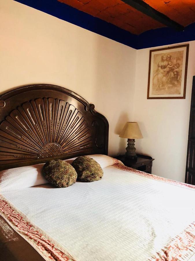 Casa Azul Hotel กัวนาฮัวโต ภายนอก รูปภาพ