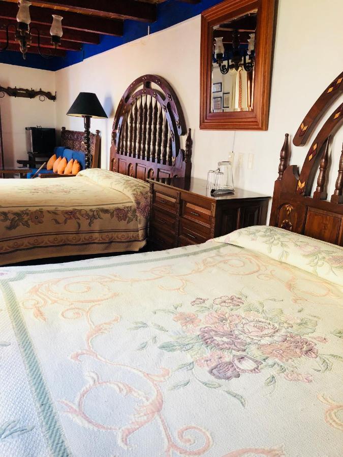 Casa Azul Hotel กัวนาฮัวโต ภายนอก รูปภาพ