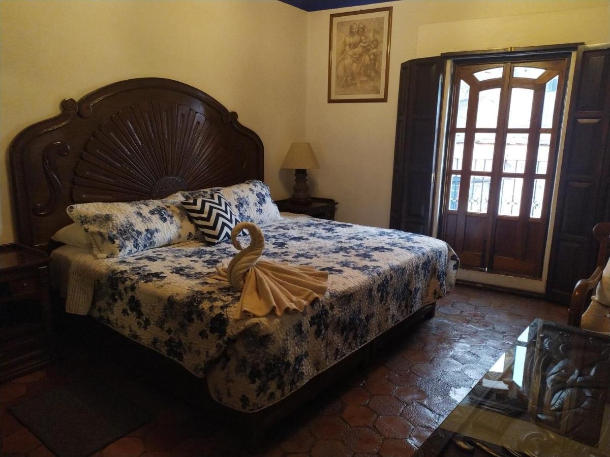 Casa Azul Hotel กัวนาฮัวโต ภายนอก รูปภาพ