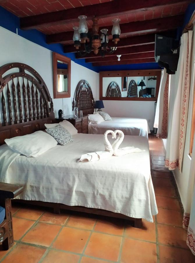 Casa Azul Hotel กัวนาฮัวโต ภายนอก รูปภาพ