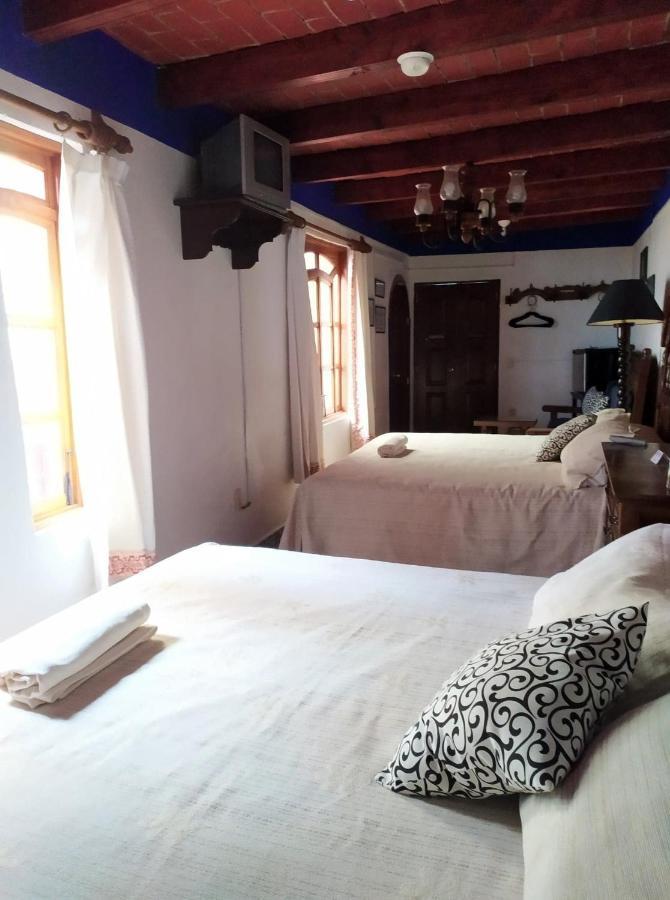 Casa Azul Hotel กัวนาฮัวโต ภายนอก รูปภาพ