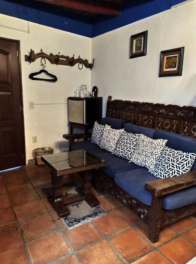 Casa Azul Hotel กัวนาฮัวโต ภายนอก รูปภาพ