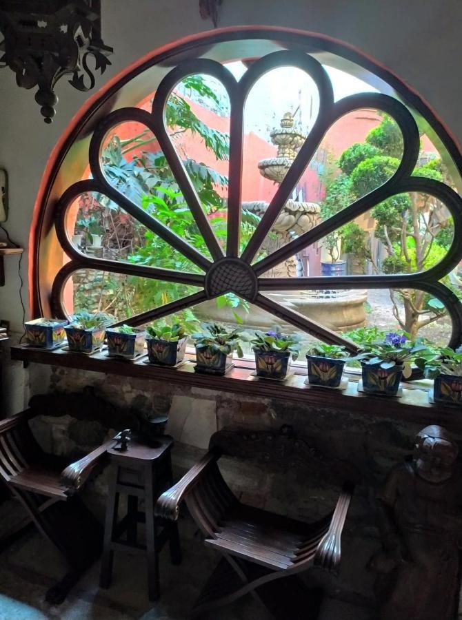 Casa Azul Hotel กัวนาฮัวโต ภายนอก รูปภาพ