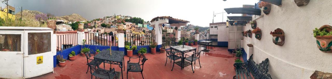 Casa Azul Hotel กัวนาฮัวโต ภายนอก รูปภาพ